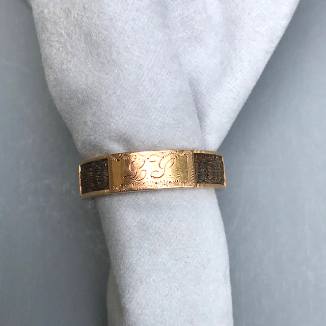 Nadruk risico specificatie VICTORIAN antique 15 karat yellow gold memorial or mourning hair ring -  $238.00 - Morning Glory Jewelry & Antiques