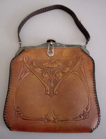 meeker made leather purse