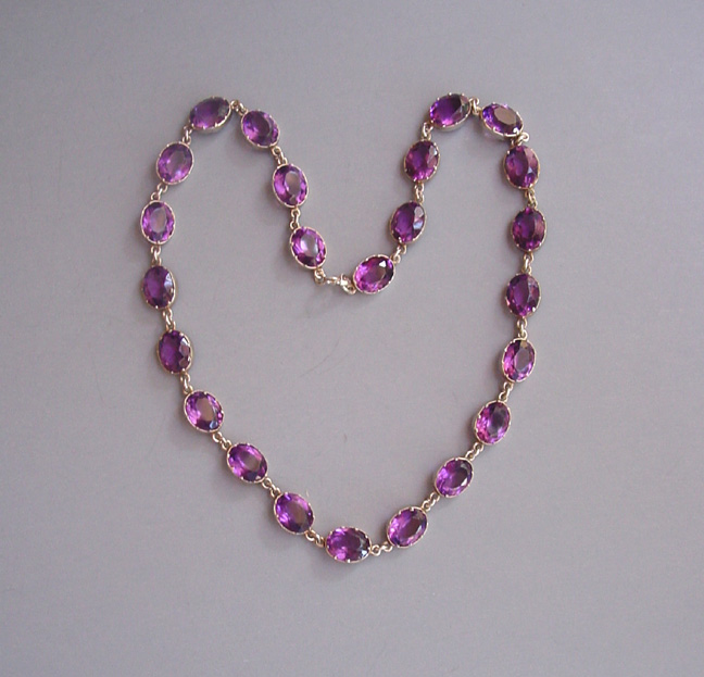 Purple Faceted Oval Purple Rhinestones Necklace in Antique Style Settings