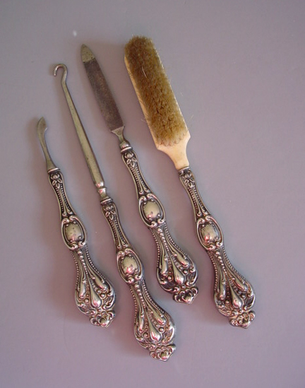 Antique Button Hook Lace Hook Silver Handled Synyer & 