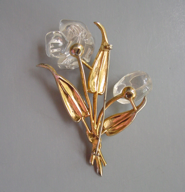 CORO jelly belly double flower brooch with Lucite flowers, 1940 ...