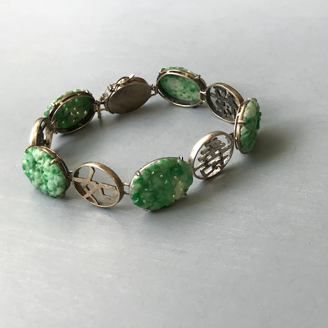 Chinese Jade Bracelets for Sale at Online Auction | Modern & Antique  Chinese Jade Bracelets