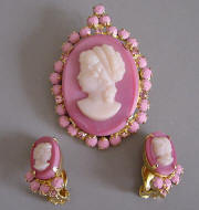 JULIANA Intriguing Pink & FUCHSIA / Hot Pink Rhinestones Pin / BROOCH SOLD  at Ruby Lane