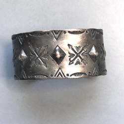 https://www.morninggloryantiques.com/imagesLZ/SterCopp/NA43086.jpg