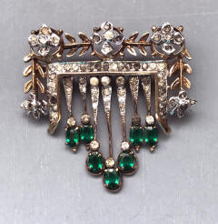 https://www.morninggloryantiques.com/imagesDG/DeRosa/derosa41447.jpg