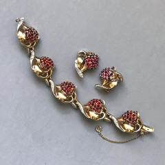 https://www.morninggloryantiques.com/imagesDG/DeRosa/derosa41844.jpg