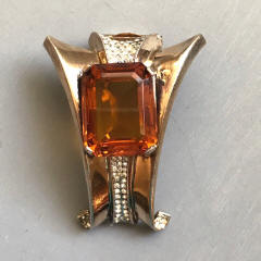 https://www.morninggloryantiques.com/imagesDG/DeRosa/derosa42426.jpg