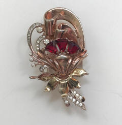 https://www.morninggloryantiques.com/imagesDG/DeRosa/derosa42492b.jpg