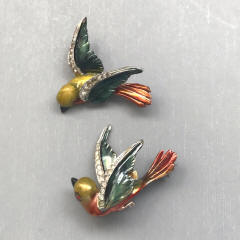 https://www.morninggloryantiques.com/imagesDG/DeRosa/derosa42561.jpg