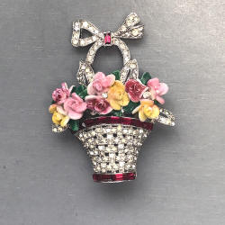 https://www.morninggloryantiques.com/imagesDG/DeRosa/derosa42620.jpg