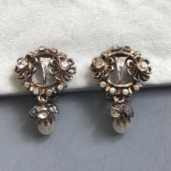 https://www.morninggloryantiques.com/imagesDG/DeRosa/derosa42722.jpg
