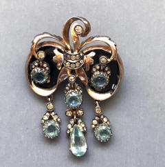 https://www.morninggloryantiques.com/imagesDG/DeRosa/derosa42724.jpg