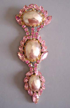 JULIANA Intriguing Pink & FUCHSIA / Hot Pink Rhinestones Pin / BROOCH SOLD  at Ruby Lane