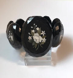 https://www.morninggloryantiques.com/imagesLZ/Victorian2/vict42555.jpg